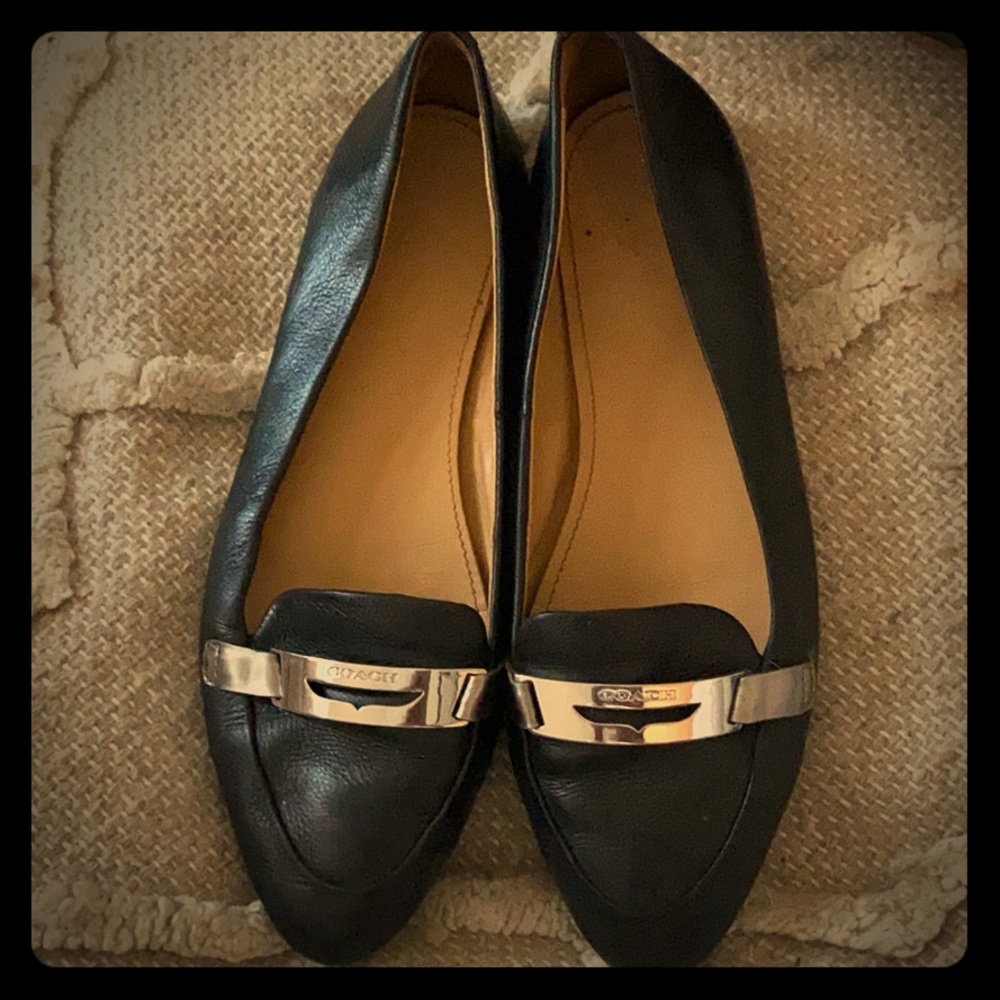 Coach flats
